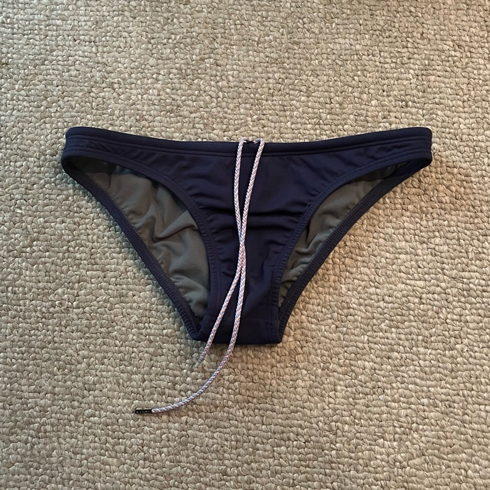 Jolyn Midl Bottoms